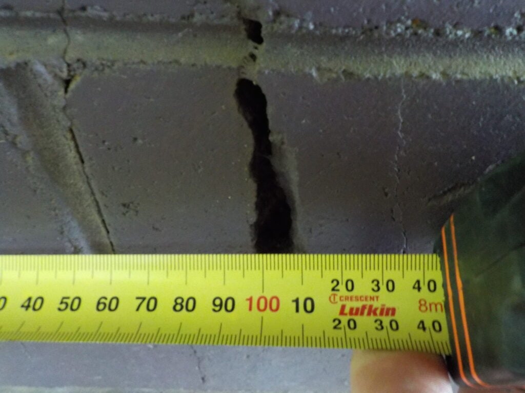 Building Inspection - Foundation Cracks &raquo;